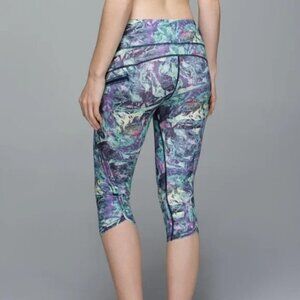 🌬️LULULEMON Run: Top Speed Crop in Iridescent Multi